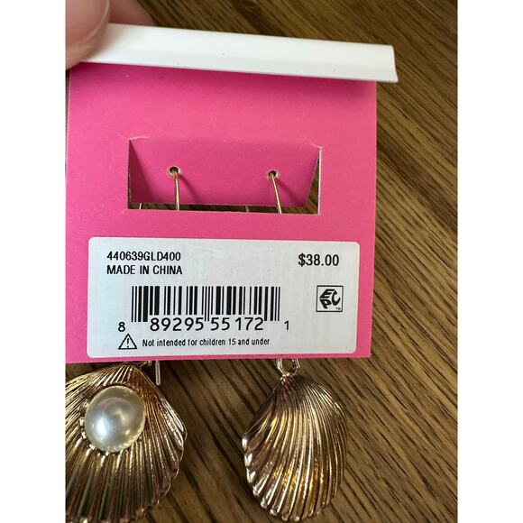 NWT Betsey Johnson Seashell Drop Earrings - Picture 4 of 4
